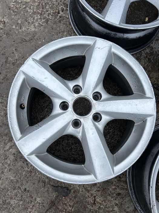 Jante Aliaj 5x112 R16 VW Passat  Touran Golf V VI