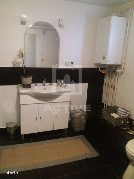 Vila cu curte proprie-zona Cipariu