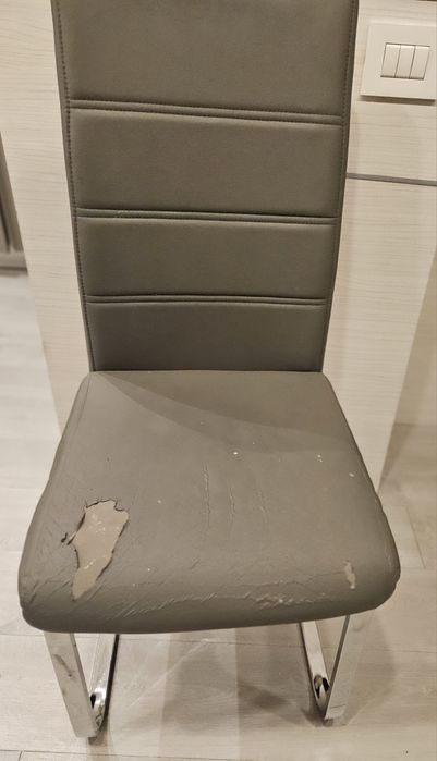 2 Scaune Mobexpert  piele ecologica cadru metalic