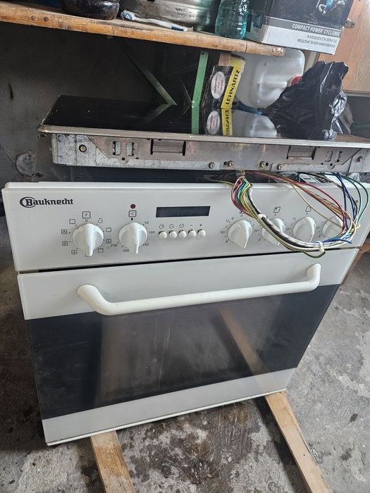 Vand aragaz cu plita incorporabila