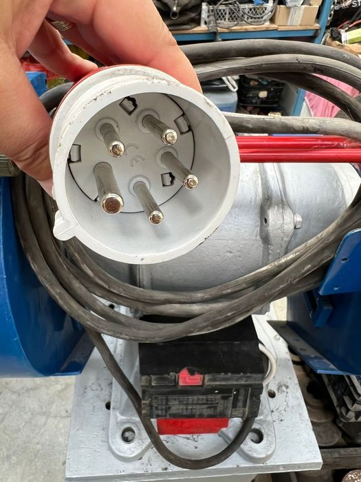 Polizor profesional  380v