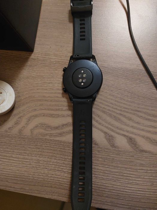 Часовник Huawei GT2 в отлично състояние