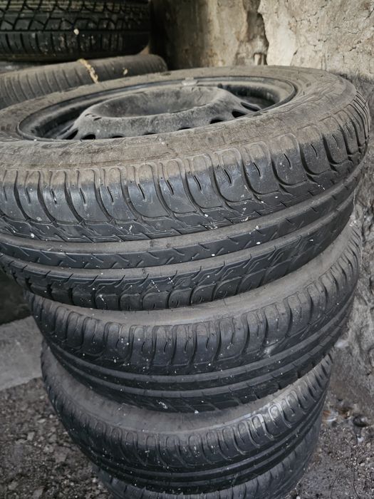 Vand 5 jenti de vara 195/60R15