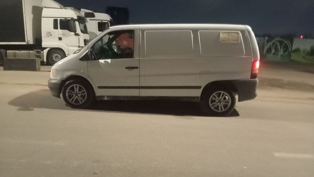 Мерседес бенс вито