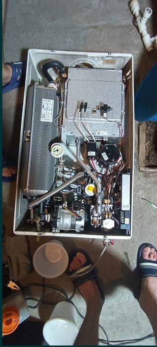 Ремонт профилактика чистка котлов. Сантехнические работы.