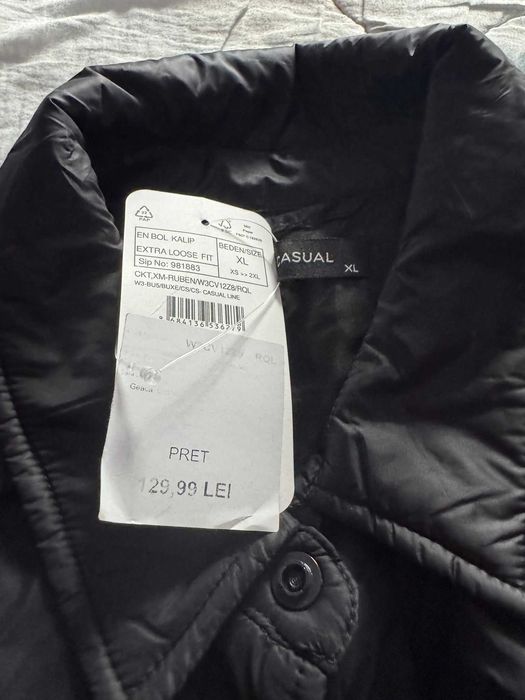 Jachetă subțire tip sacou