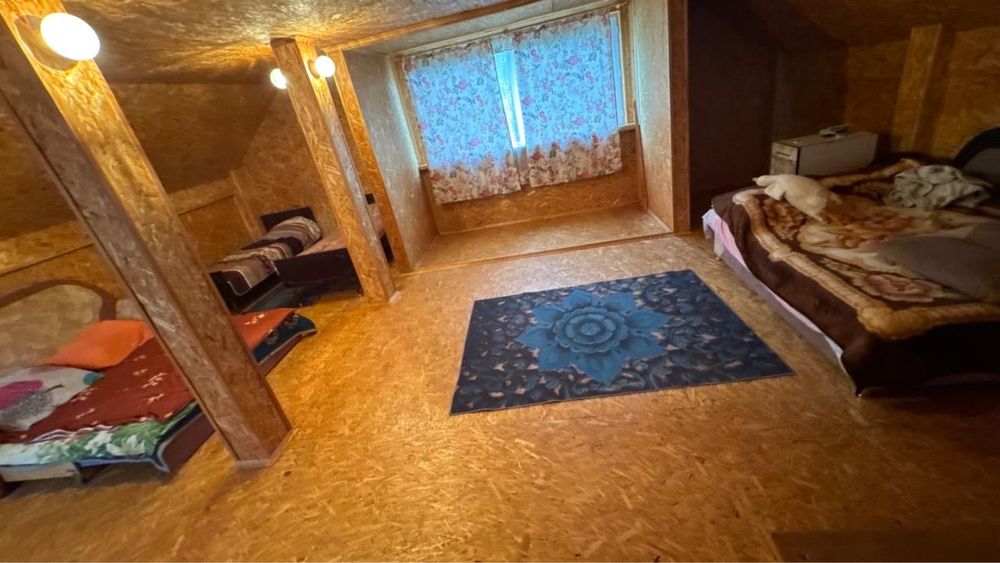 Продам двухэтажный дом (дача)