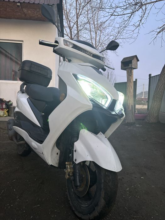 Продам скутер 125cc