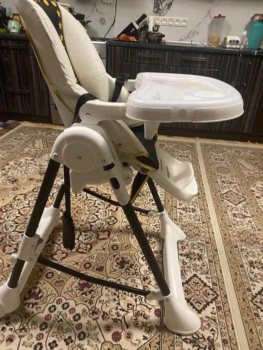 Продам детское кресло для кормления