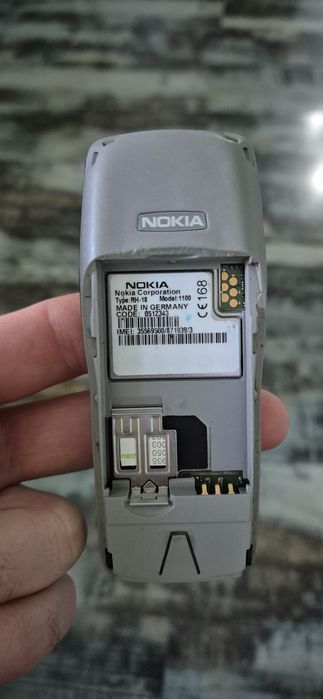Nokia 1100 фенерче запазени. RH-18 Germany