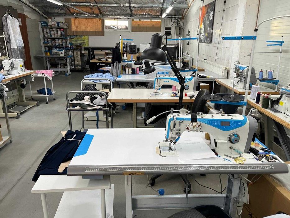 Afacere de vanzare: atelier confectii textile