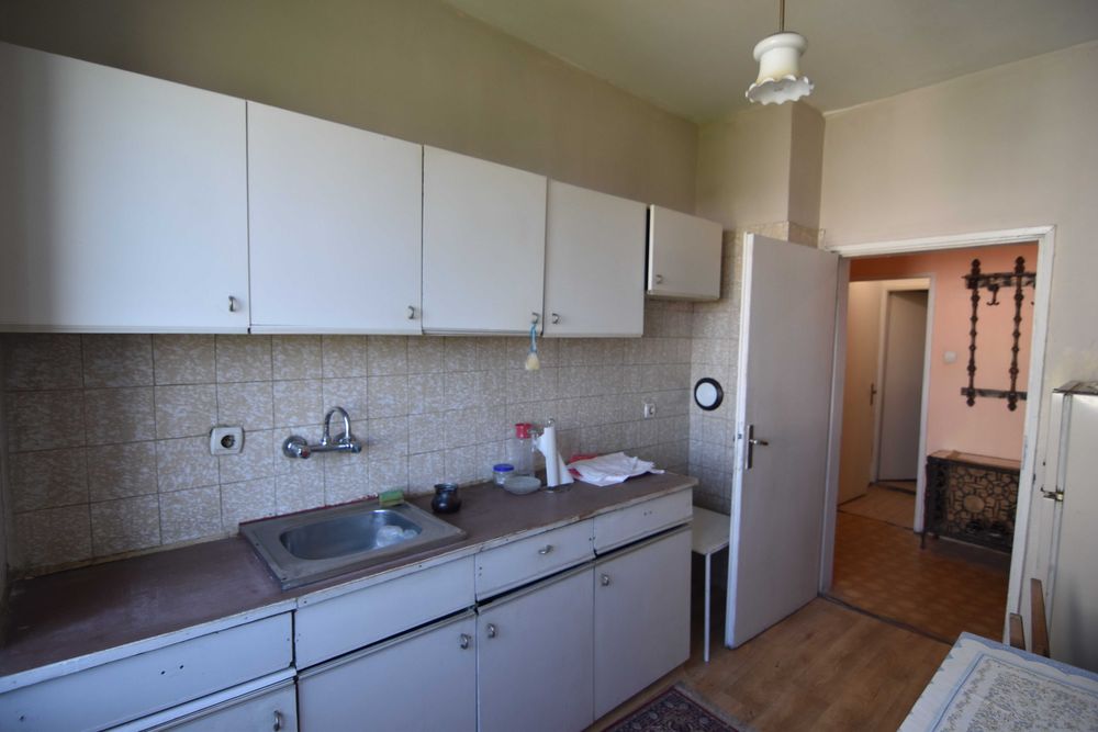 Продава се Тристаен апартамент в Пловдив, Каменица 2 - 68 кв.м за 1839 €/кв.м - Снимка #4