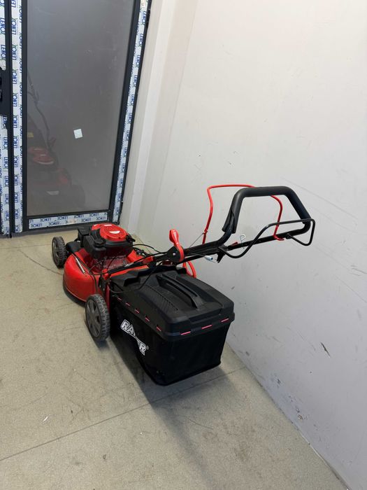 075007 Косачка бенз. самоход 3.7kW 56cm 22" 70L 3000m2 RD-GLM12