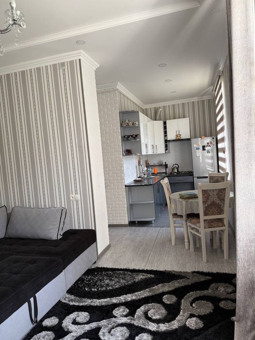 Сдается на навои 2 ком с ремонтом