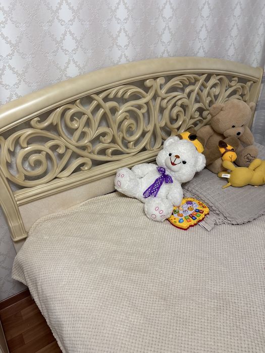 продам 2х спальный кровать