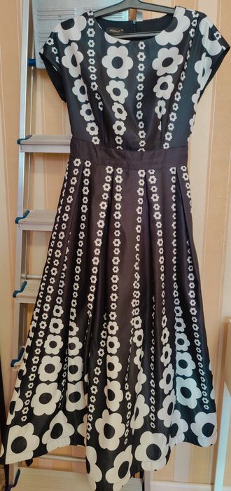 Элегантное вечернее платье