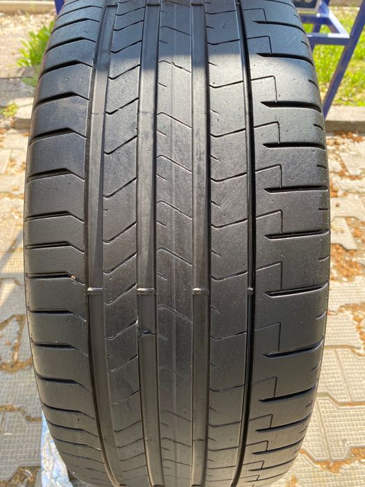 Pirelli P Zero  265/40R22  2 шт