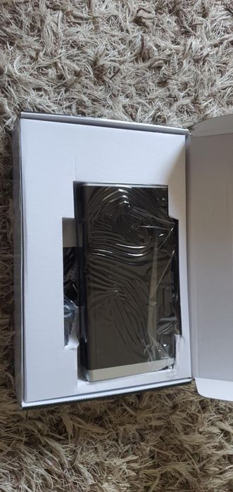 Vând hdd extern de 2tb