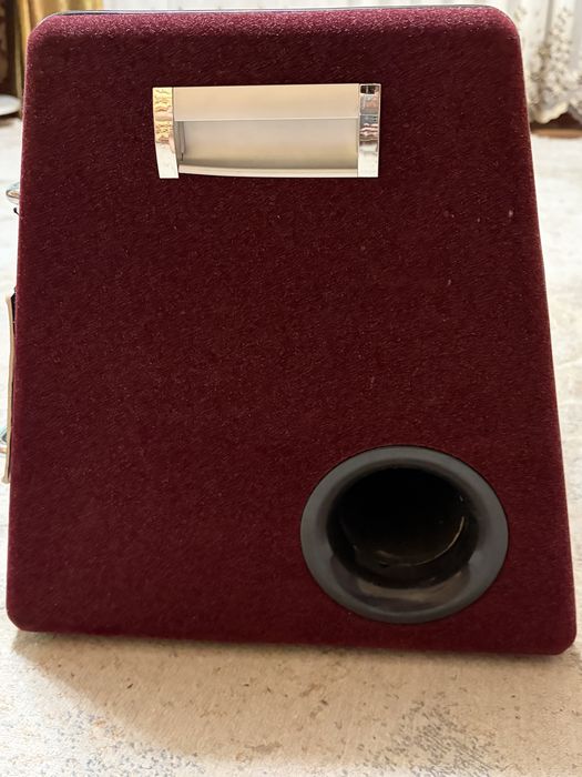 Сабвуфер автомобильный