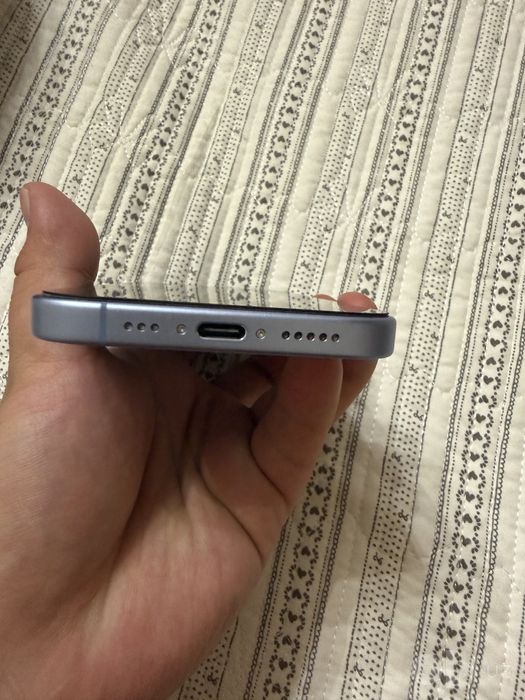 продам Apple Iphone 17 256Gb