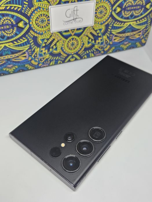 ТОП Samsung Galaxy S23 Ultra  5G  256Gb/8Ram Black + Зарядно