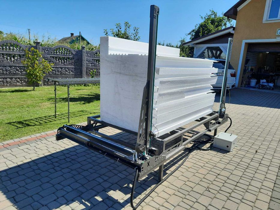 Mașină CNC de tăiat polistiren