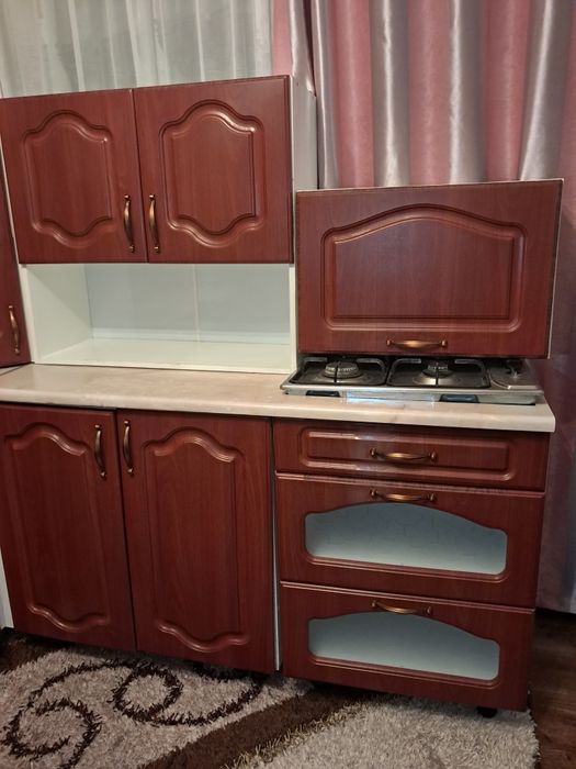 Кухонный гарнитур бу продам