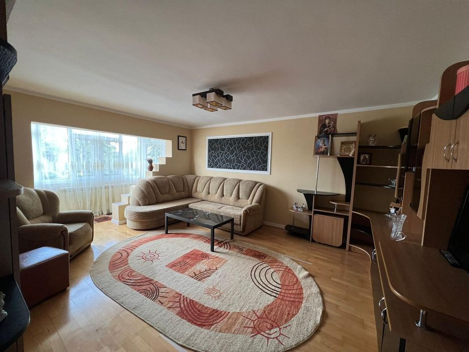 Închiririez apartament 3 camere Stejari