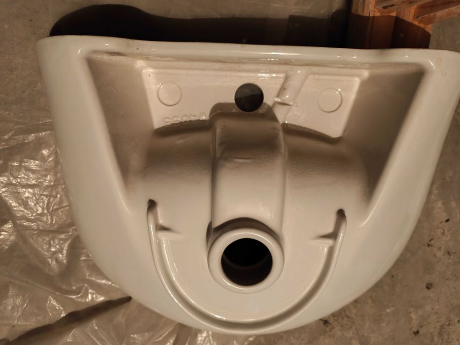 мивка за баня или тоалетна