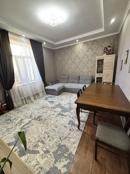 Д о м  час тны й