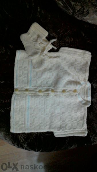 Бебешки дрехи ръчно изплетени