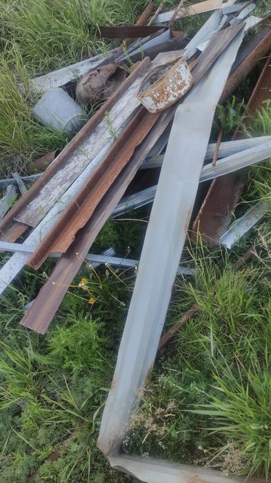 Оконные рамы двери доски