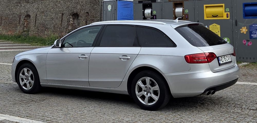 AUDI A4 2009 — imagine 2