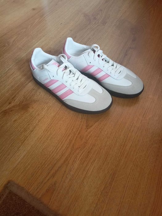 Дамски маратонки ADIDAS 36