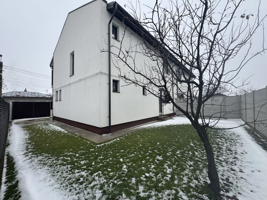 Proprietar vand casa tip duplex Cernica Balaceanca