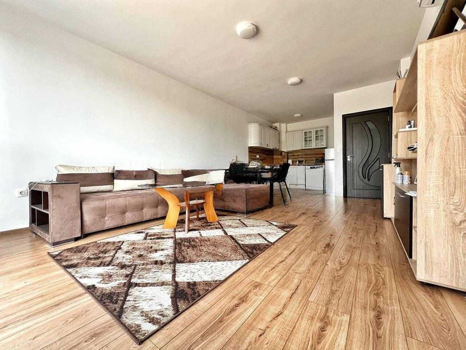 Продава се Двустаен апартамент в Пловдив, Център - 63 кв.м за 2365 €/кв.м - Снимка #2