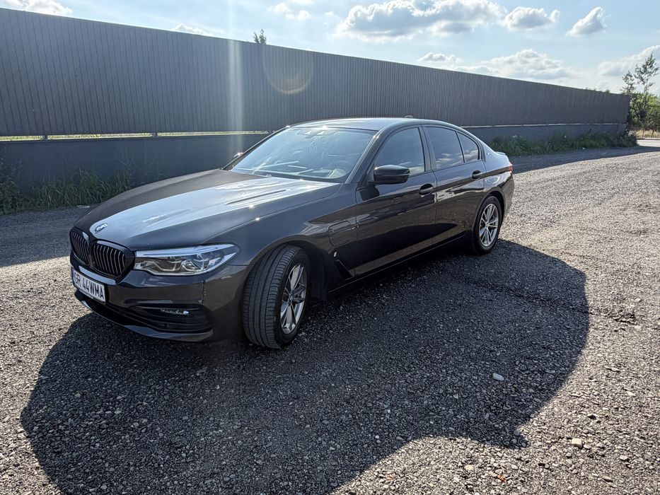 BMW 5 Series 2019 — imagine 2