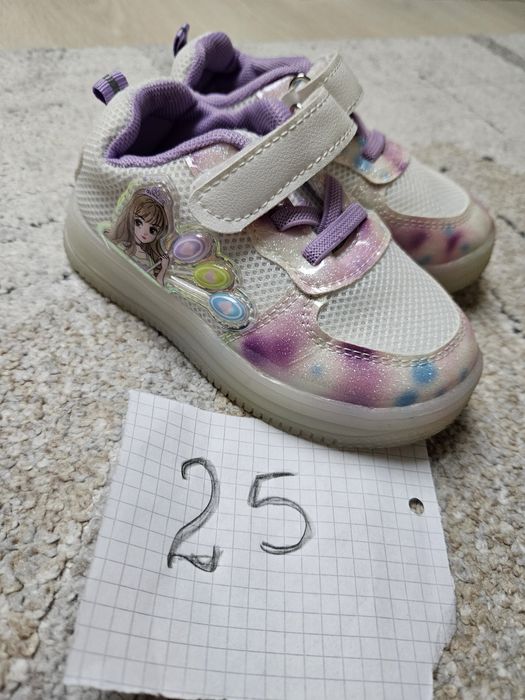 Lot 4 perechi de papuci marimea 25