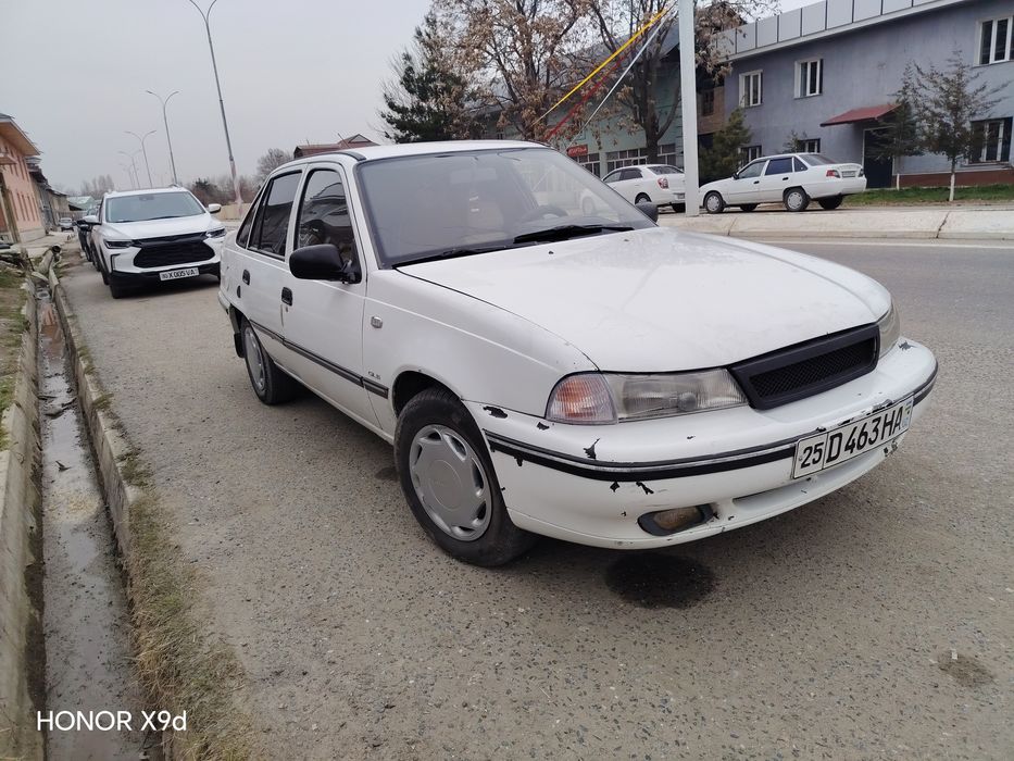 Nexia 1 sotiladi 22mln kami bor idyal xarajatli yoq