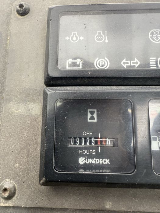 De vanzare stivuitor pentru  teren accidentat