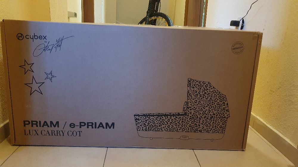 Кош за новородено Cybex Priam 4 /e-PRIAM Lux Rockstar
