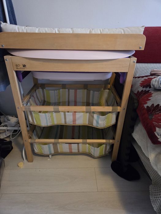 Cădiță pentru bebeluși