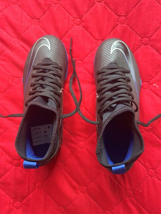 Детски футболни калеври