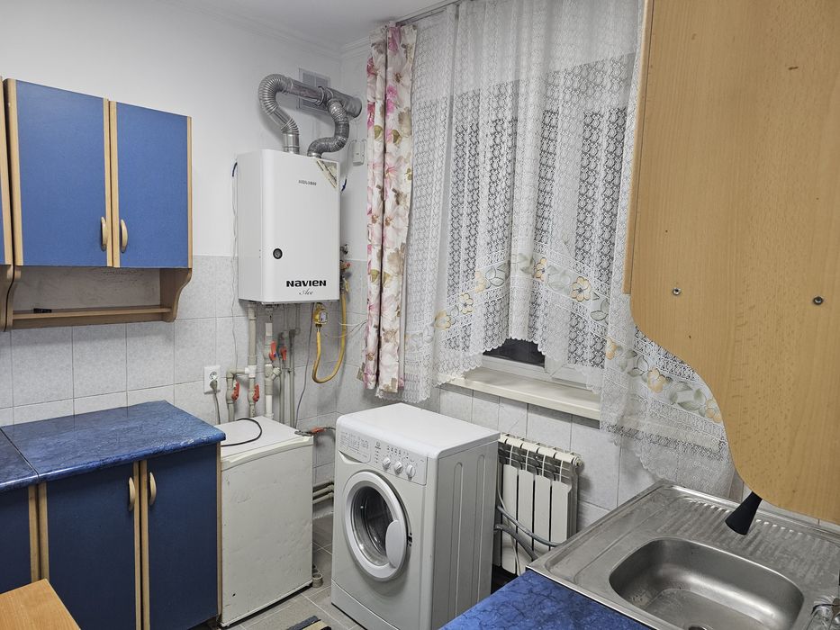 Сдам комнату с кухней долгосрочно