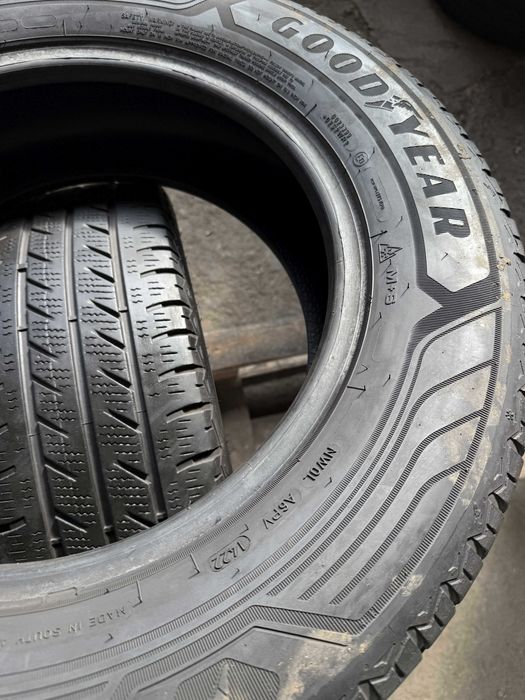 2x Anvelope All Season 215/65 R16C - GoodYear Vector 4 Seasons Cargo
