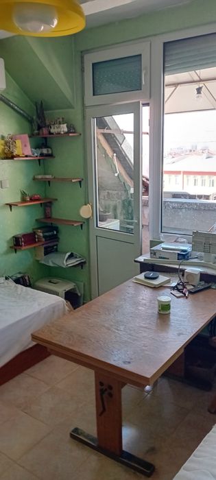 Студио в идеален център