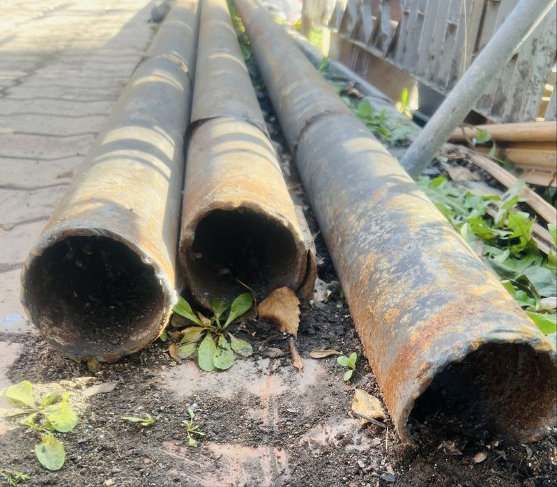 Продам Трубы 4 штуки