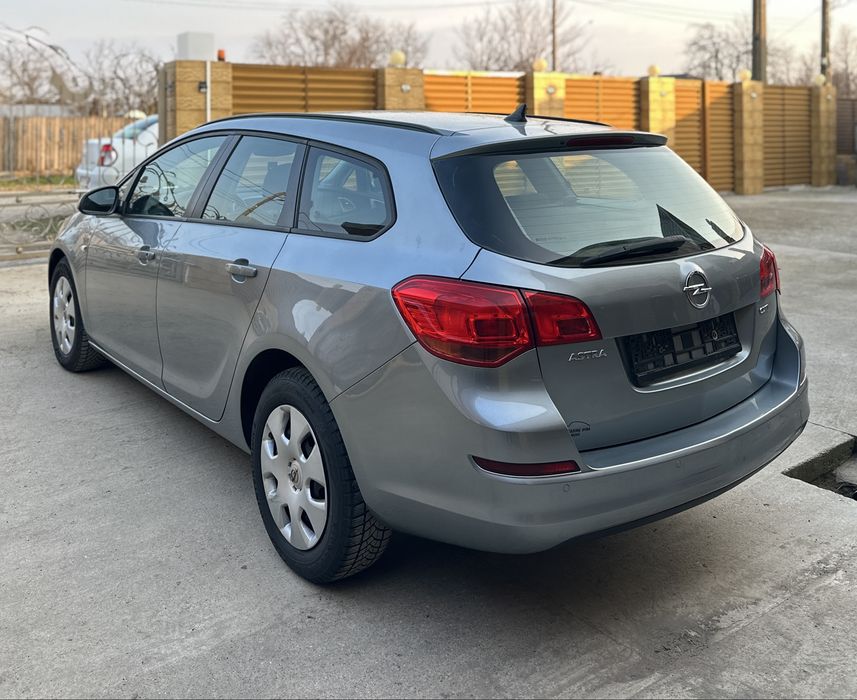 OPEL Astra 2011 — imagine 4
