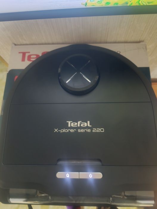 ПРОДАМ робот пылесос tefal