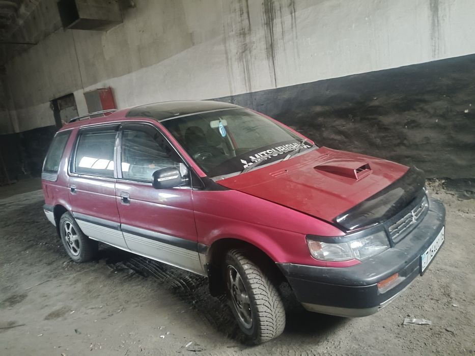 продам мицубиси шариот